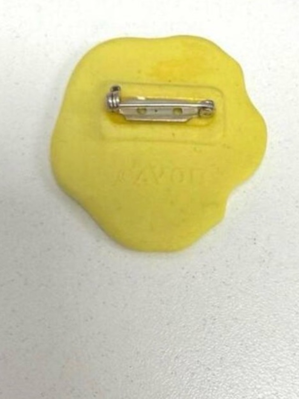 Vinatge Avon Yellow Floral Ceramic brooch-jewelry - Picture 6 of 6